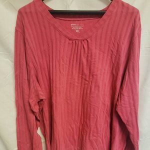 Long sleeve v-neck tee